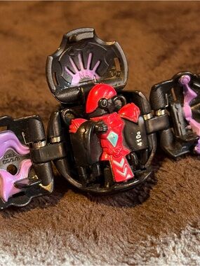 Bakugan Darkus Lars Lios 410G